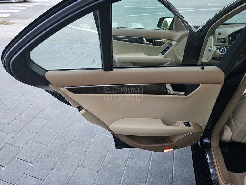 Mercedes Benz C 220 Cdi Autom 646