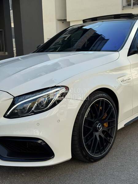 Mercedes Benz C 63 AMG S Carbon Ceramic