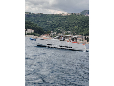 De Antonio Yachts D36