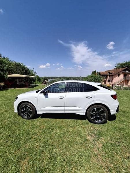 Audi Q3 35 TFSI S tronic