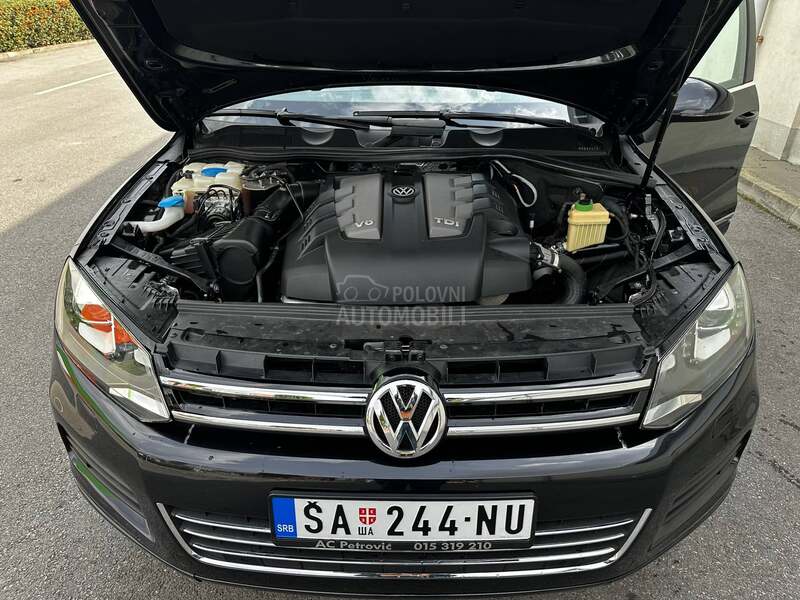 Volkswagen Touareg 3.0 TDI BLUEMOTION