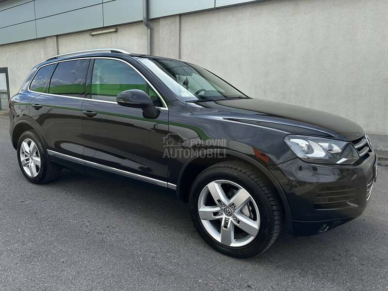 Volkswagen Touareg 3.0 TDI BLUEMOTION