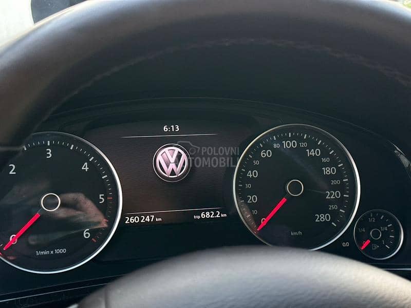 Volkswagen Touareg 3.0 TDI BLUEMOTION