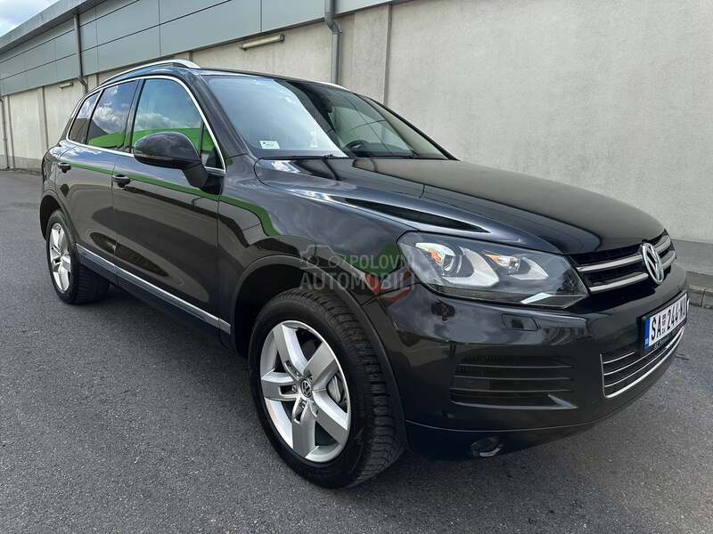 Volkswagen Touareg 3.0 TDI BLUEMOTION