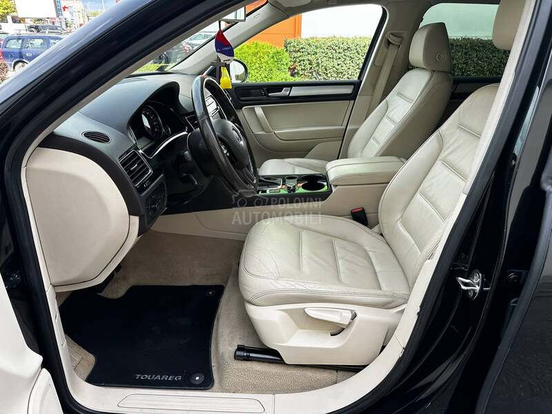 Volkswagen Touareg 3.0 TDI BLUEMOTION