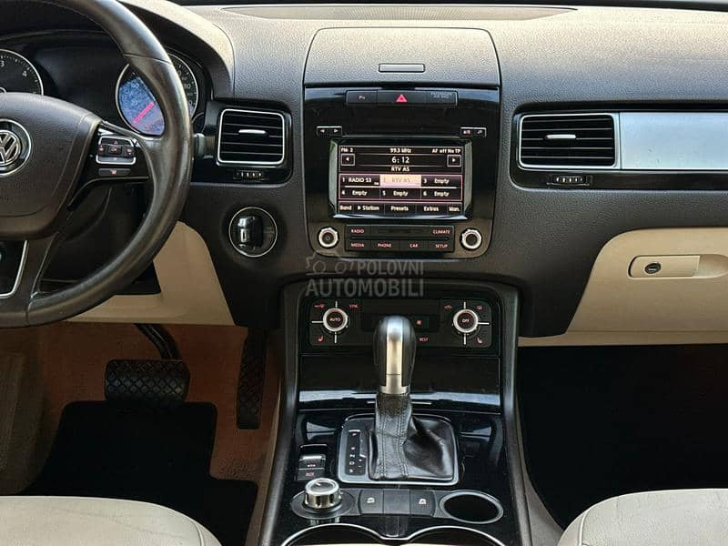 Volkswagen Touareg 3.0 TDI BLUEMOTION
