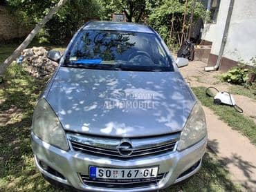 Opel Astra H 