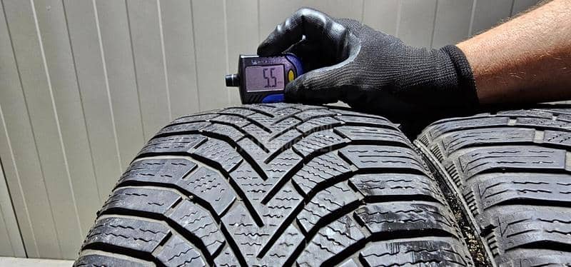 Sailun 205/55 R16 Zimska