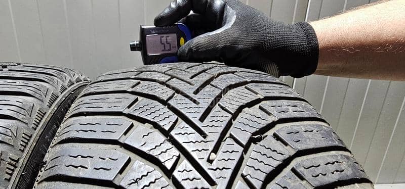 Sailun 205/55 R16 Zimska