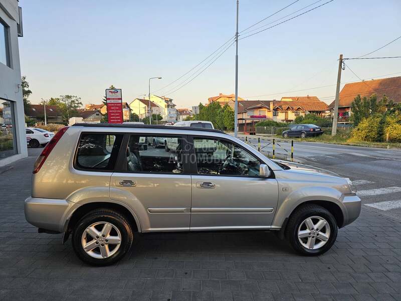 Nissan X-Trail 2.2 D 4x4