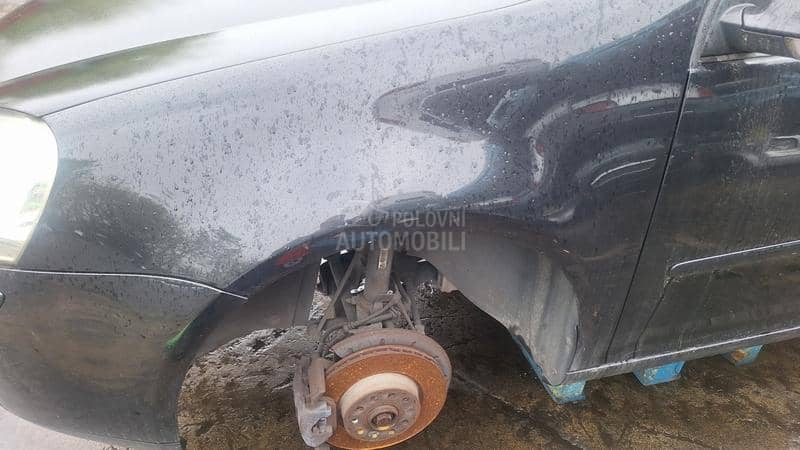 Volkswagen Golf 5 2008. god. -  kompletan auto u delovima
