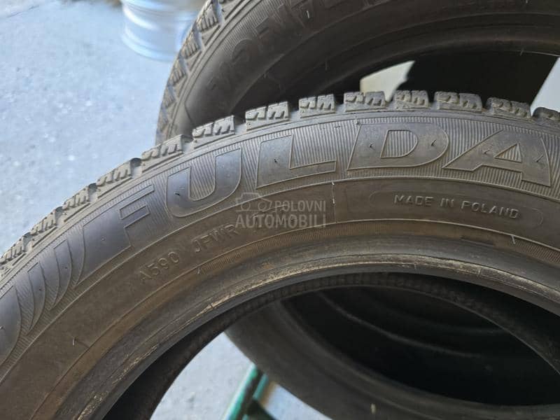 Fulda 185/60 R15 Zimska