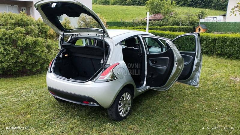 Lancia Ypsilon 0.9 Twinair