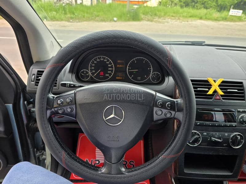 Mercedes Benz A 180 A U T O M A T I K