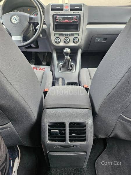Volkswagen Golf 5 1.6 8V   75 K W