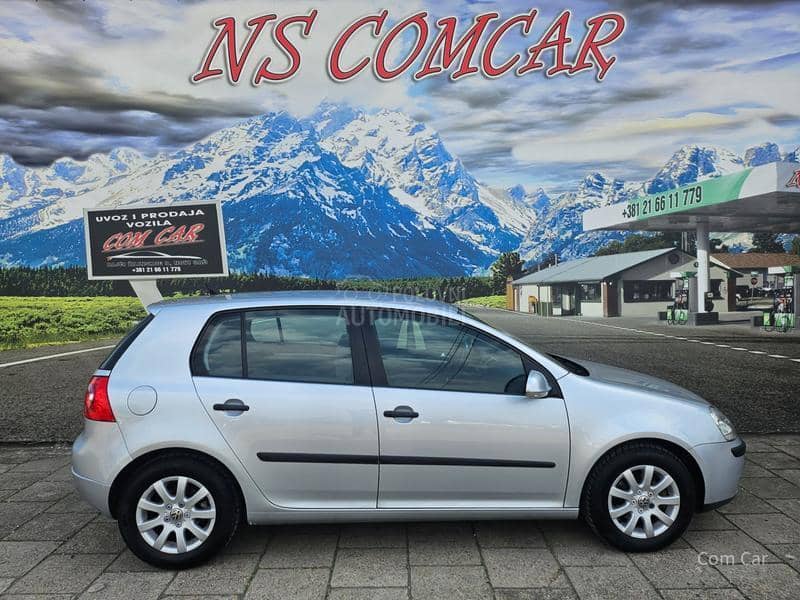 Volkswagen Golf 5 1.6 8V   75 K W
