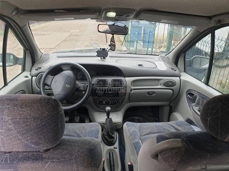 Renault Scenic 