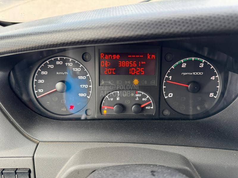 Iveco DAILY 70C21