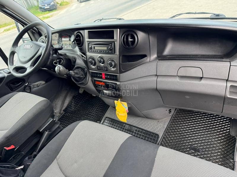 Iveco DAILY 70C21