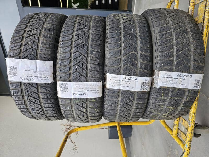 Pirelli 215/60 R16 Zimska