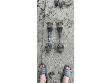 Poluosovine 2.0 TDI Automatic za Audi A4 od 2008. do 2012. god.