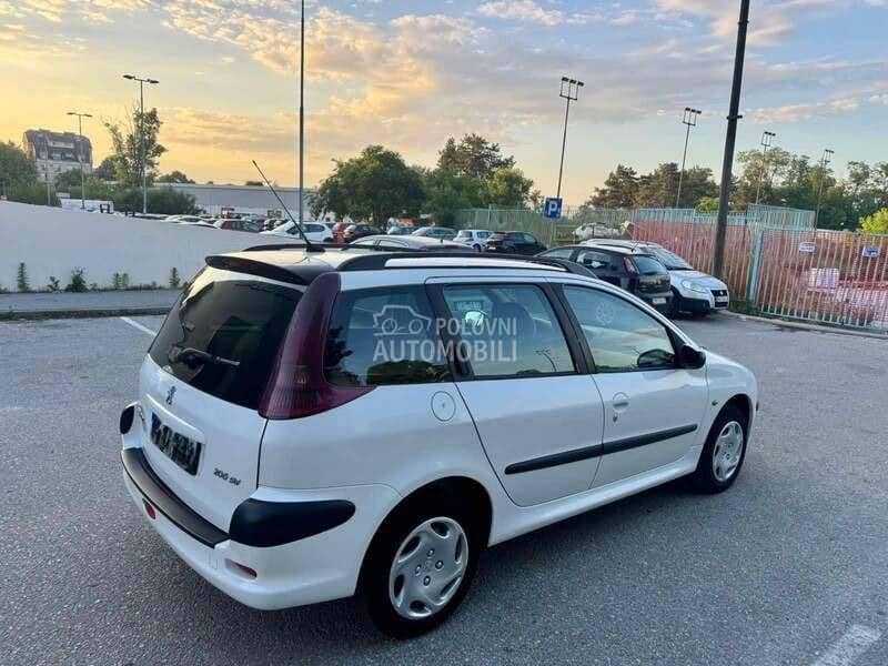 Peugeot 206 2000 - 2013. god. -  kompletan auto u delovima