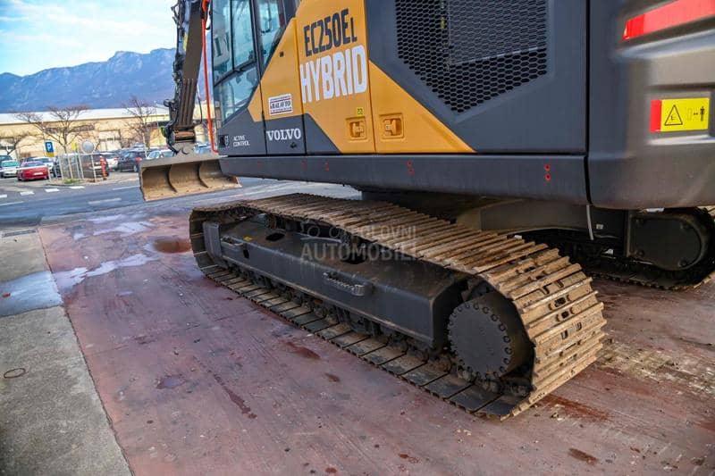 Volvo EC250EL Hibrid