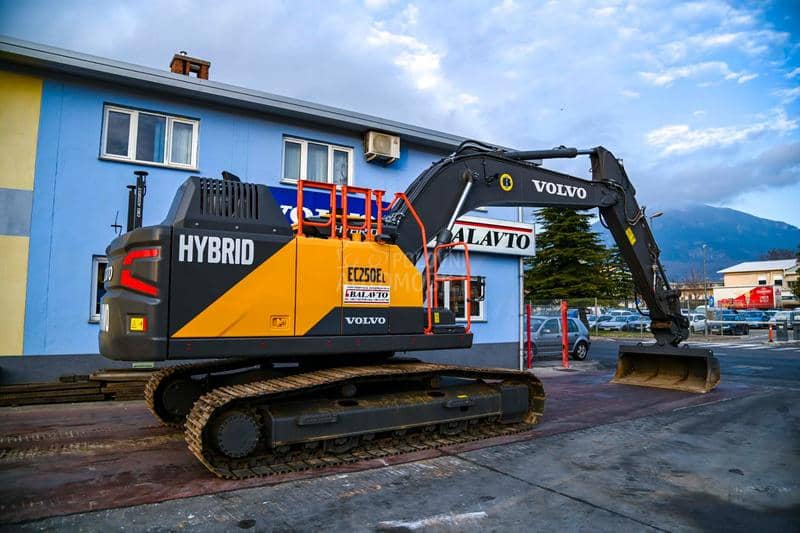 Volvo EC250EL Hibrid