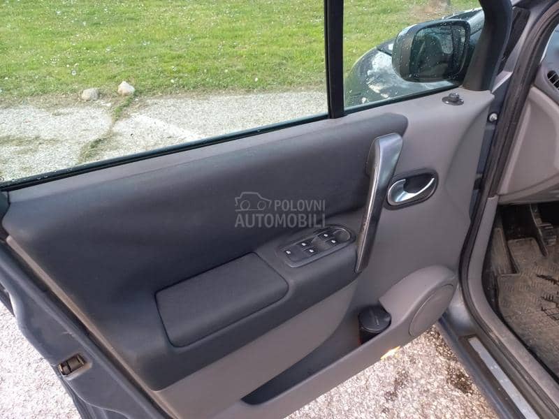 Renault Scenic 2.0 16v