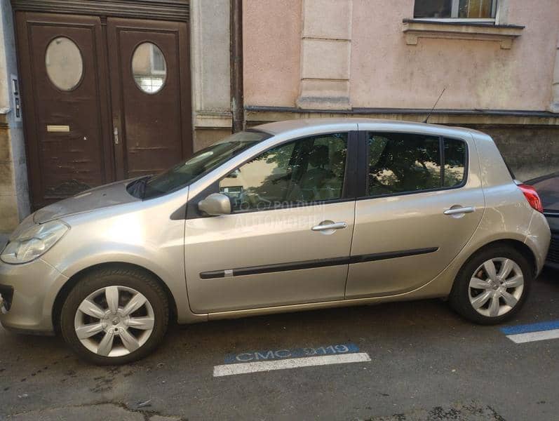 Renault Clio Privilege 1.6 16V