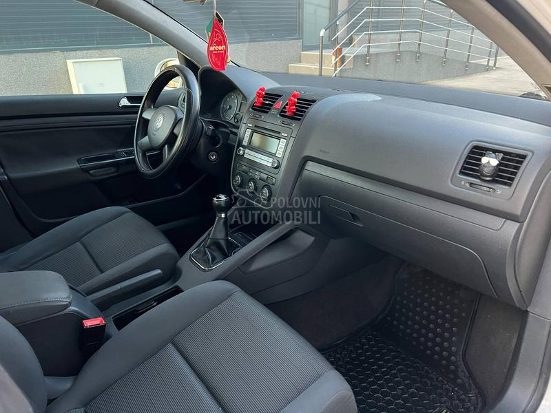 Volkswagen Golf 5 1.9TDI