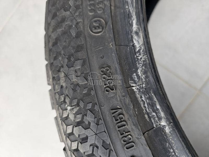 Continental 285/40 R21 Zimska