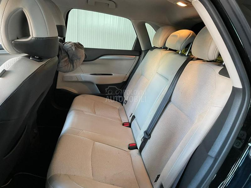 Citroen C4 1.6 VTI EXCLUSIVE