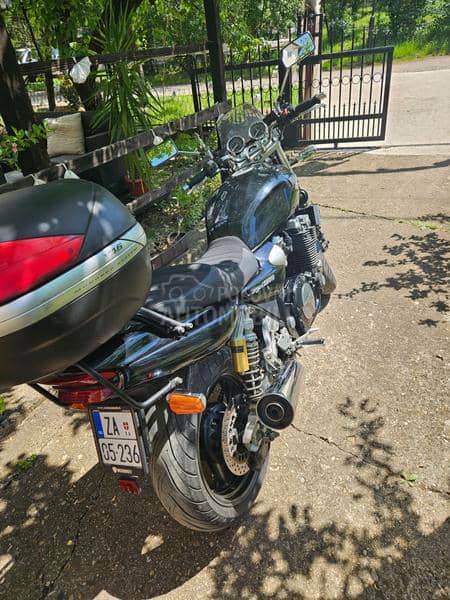 Yamaha XJR 1300