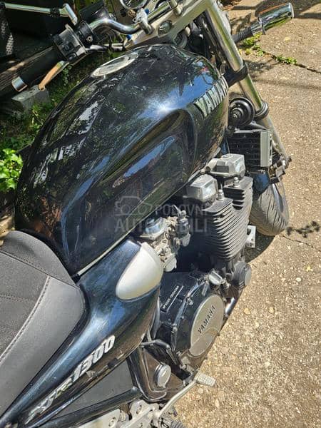 Yamaha XJR 1300
