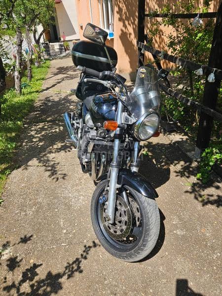 Yamaha XJR 1300