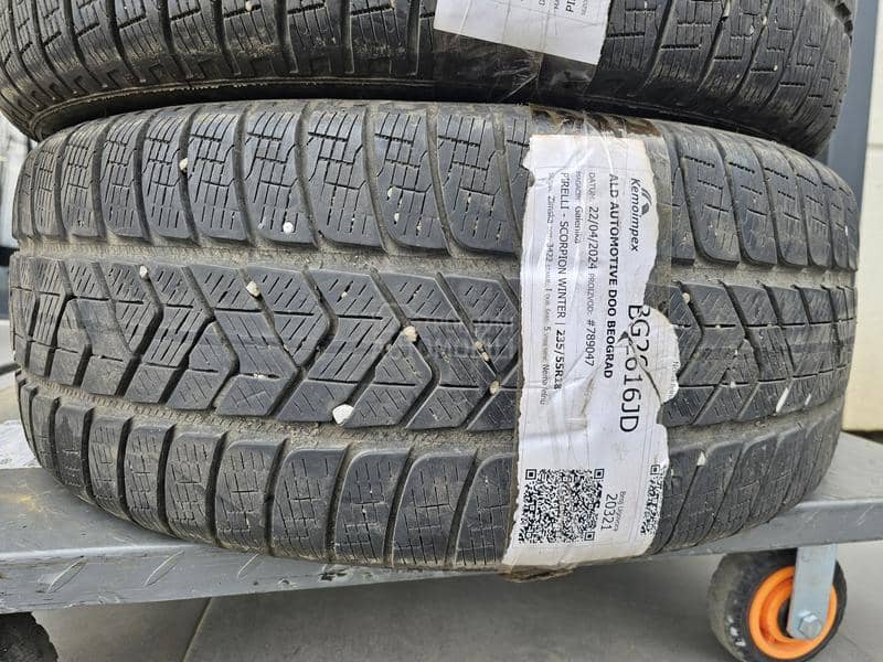 Pirelli 235/55 R18 Zimska