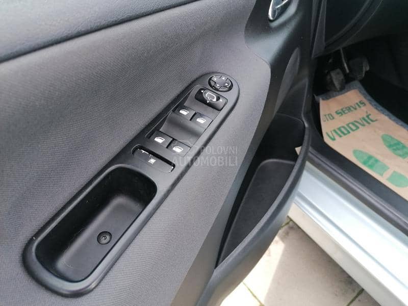 Peugeot 207 1.6 -CH