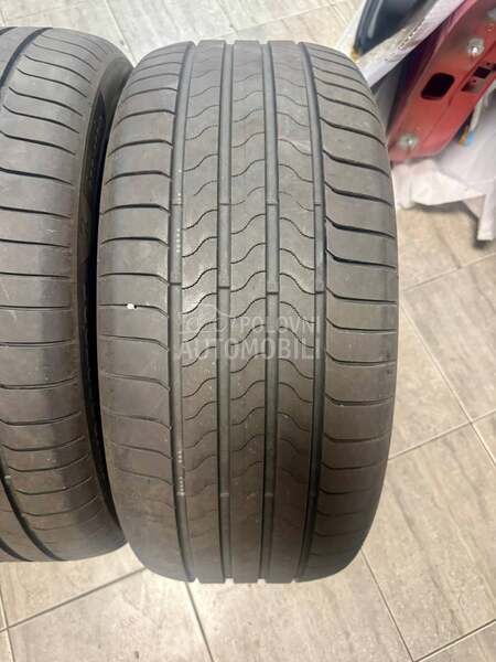 Goodyear 255/45 R19 Letnja