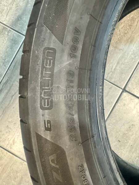 Goodyear 255/45 R19 Letnja