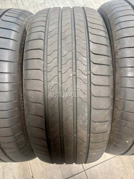 Goodyear 255/45 R19 Letnja