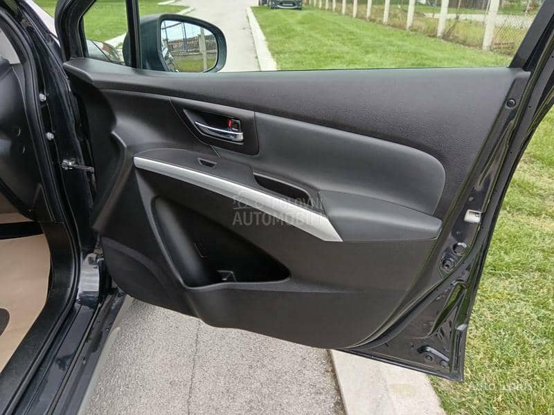 Suzuki SX4 S-Cross 1.6 Sergio Cellano
