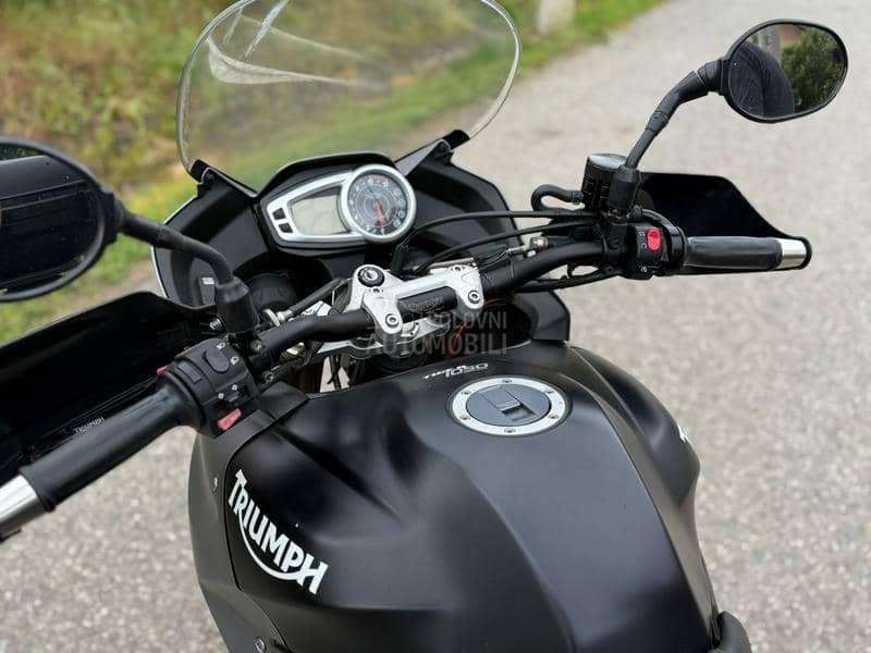 Triumph TIGER 1050