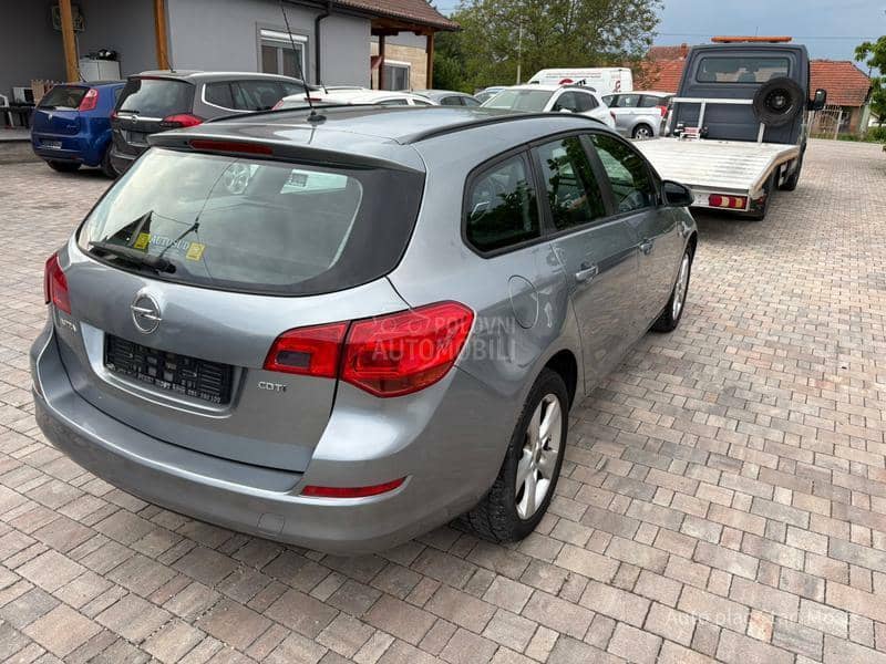 Opel Astra J 1,7 CDTI
