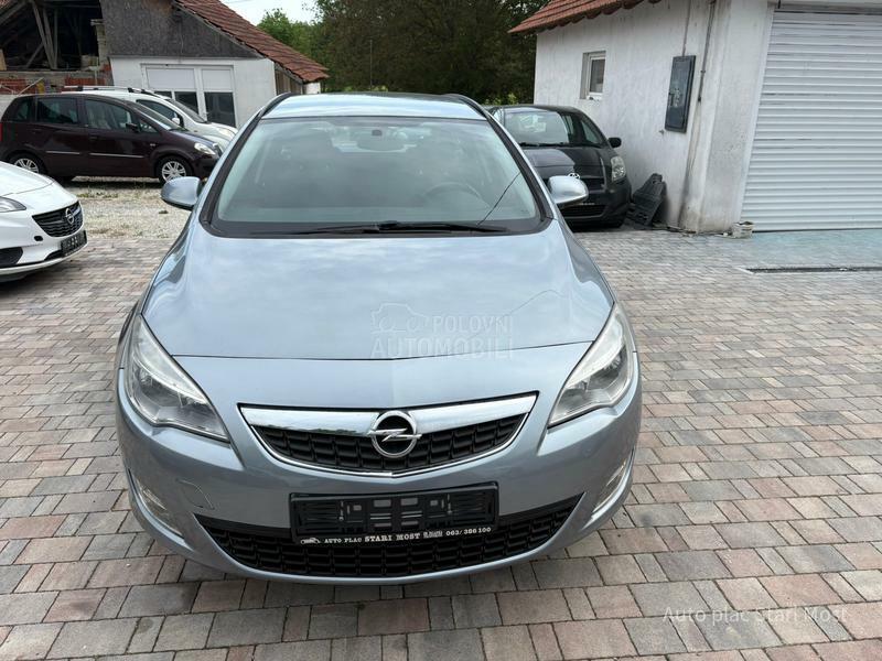 Opel Astra J 1,7 CDTI