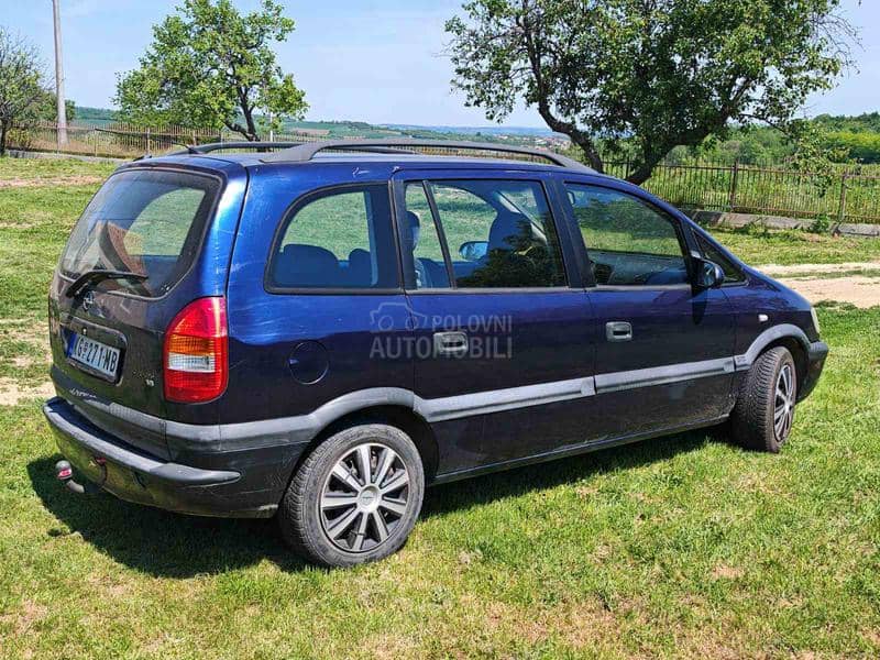 Opel Zafira 