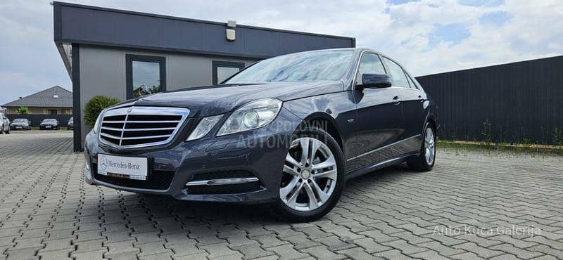 Mercedes Benz E 220 E 220  avantgarde