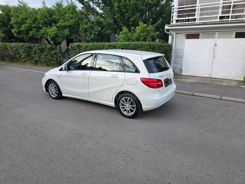 Mercedes Benz B 180 CDI