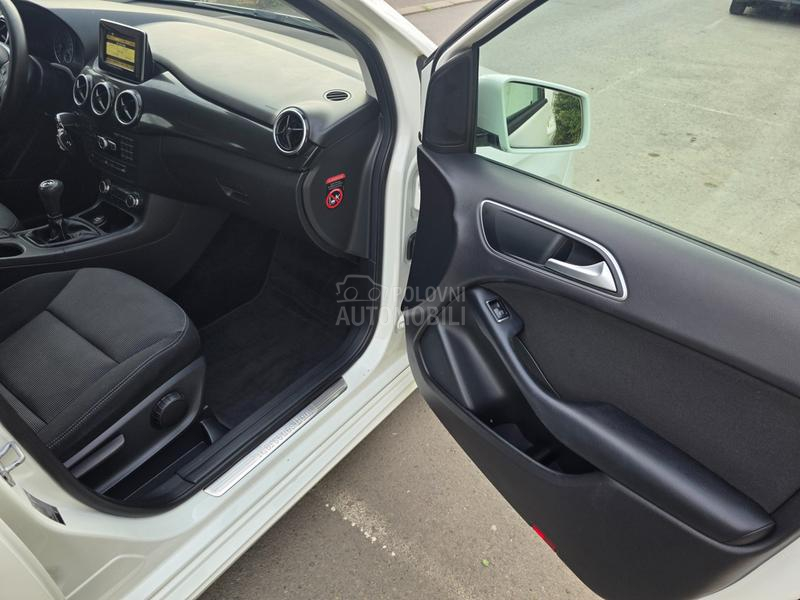 Mercedes Benz B 180 CDI