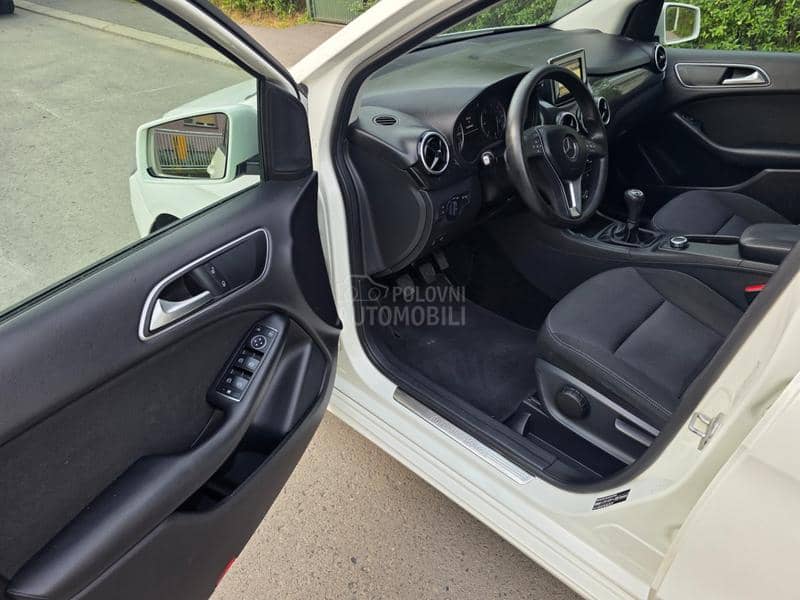 Mercedes Benz B 180 CDI